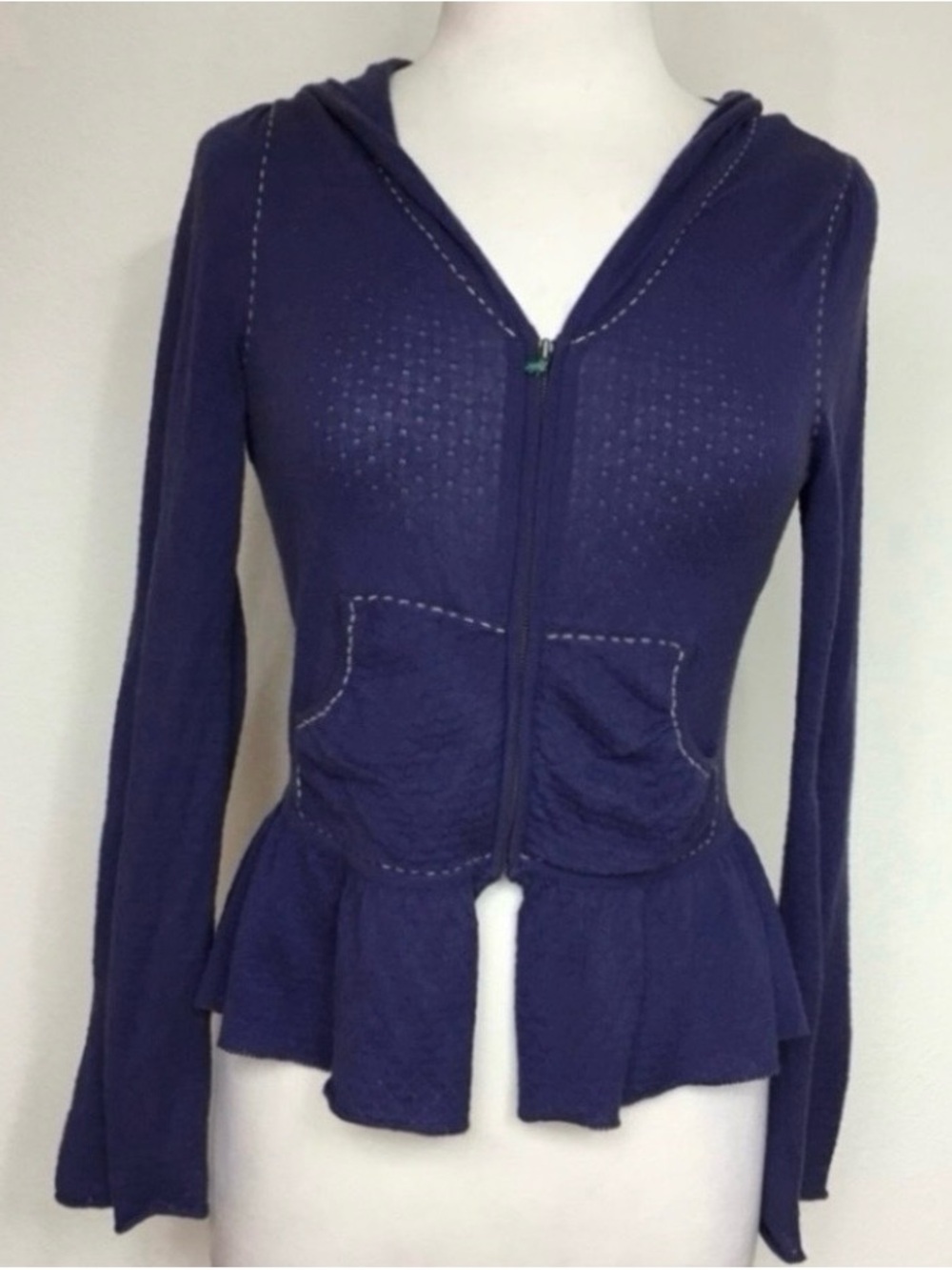 Anthropologie Moth Womens Navy Purple Lightweight Knit Peplum Zip Sweater Size S